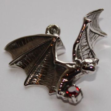 Fliegende Fledermaus Sterlingsilber mit schwarzen Stein