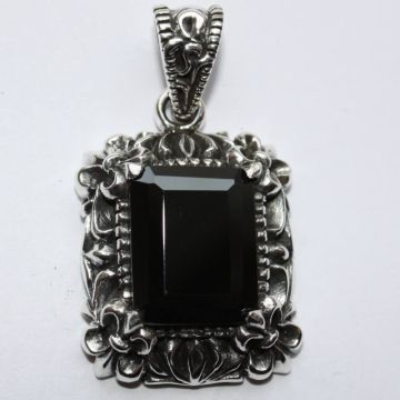 Gothic Romantic Anhänger mit schwarzen Stein in echt 925 Sterlin