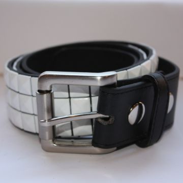 3er Pyramiden Nieten Gürtel