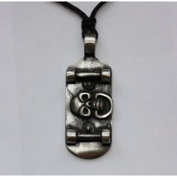 Skateboard Anhänger mit Skull