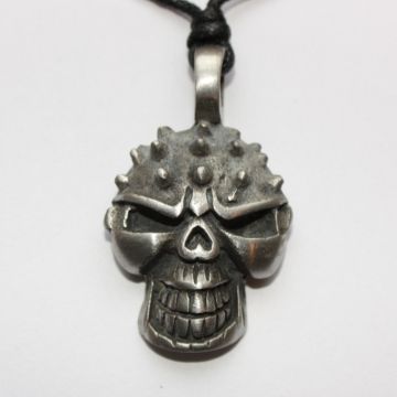 Pinhead SKull Anhänger