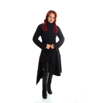 wärmender Damenmantel mit aufgesetzter Tasche